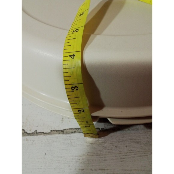 Tupperware Server Divided Dish Great For Parties Or Storage 2 Piece - Picture 15 of 16